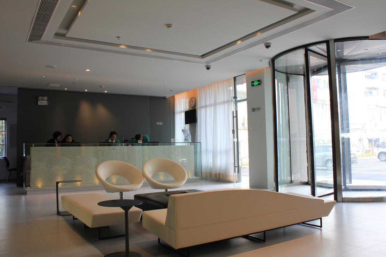 Jinjiang Inn Zhuhai Xiangzhou Innter-City Bus Station ภายนอก รูปภาพ